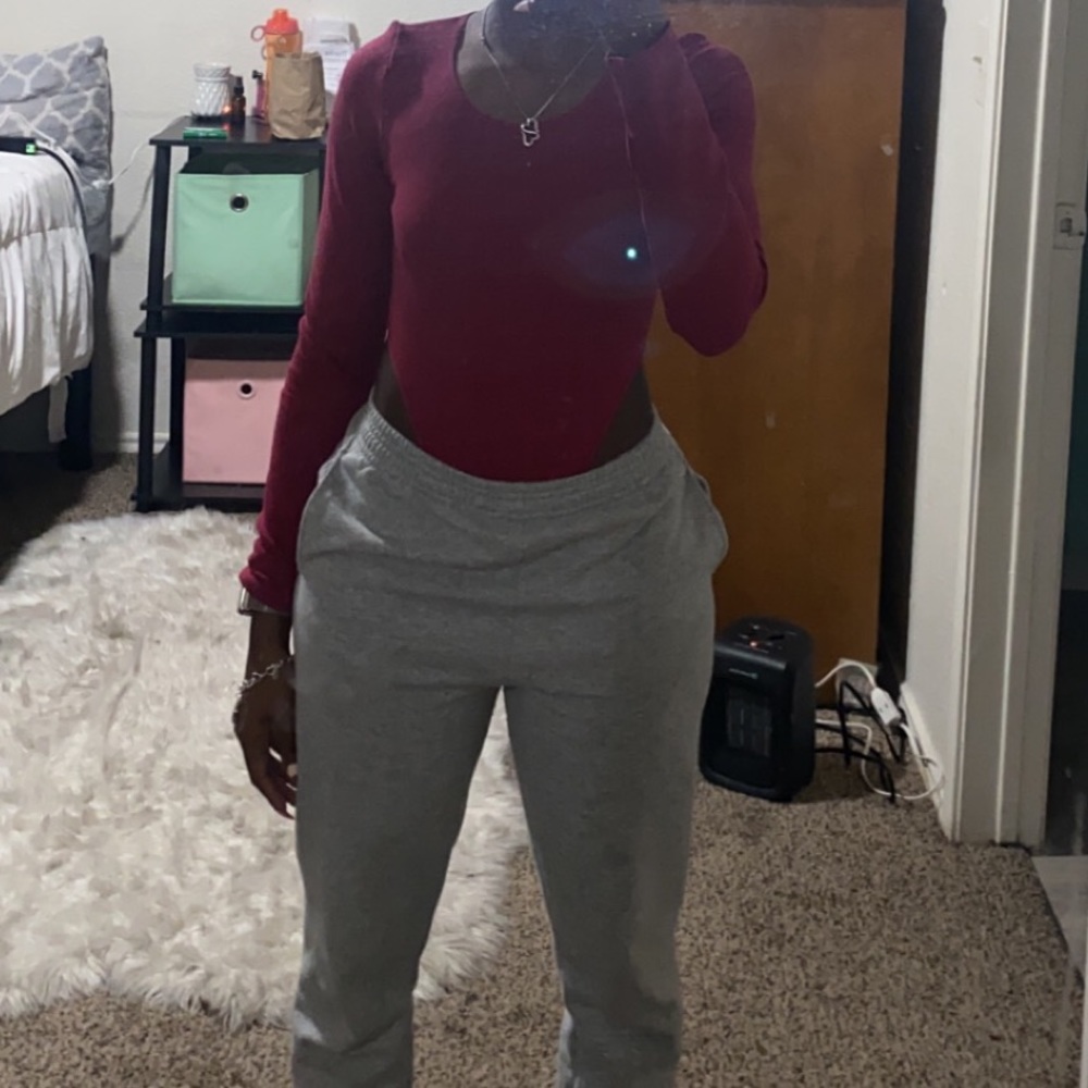 LOW CUT PLUM LONG SLEEVE BODY SUIT